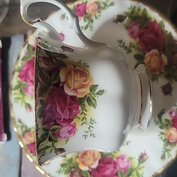 Royal Albert ,bone China, made in England - Picture 3 of 4